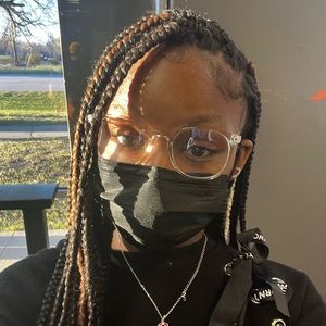 Meet your Posher, Choyce